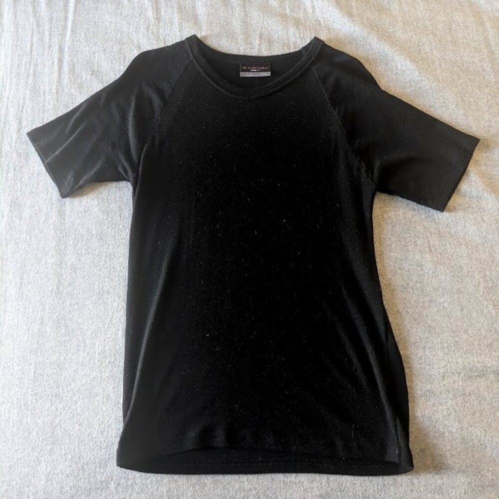 Icebreaker Skin 200 Black Merino Wool Tshirt - Medium